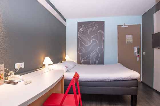 Hotel Ibis Lorient Centre Gare - photo 8