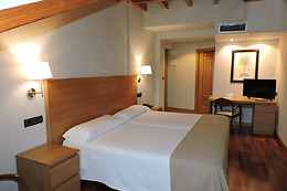 HOTEL EL NOGAL