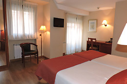 HOTEL EL NOGAL