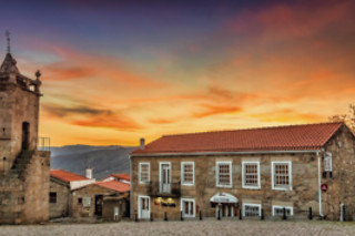 Uma noite com pequeno almoço e refeição para 2 em Casa do Castelo - Belmonte (Castelo Branco)