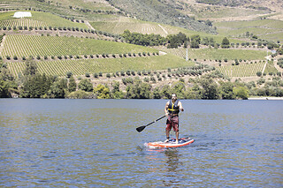 Stand Up Paddle no Rio Douro com a Naturimont | Para 1 pessoa (Peso da Régua)