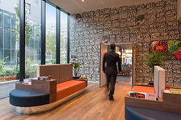 QH PARIS PORTE MONTMARTRE