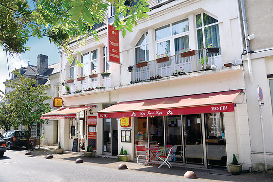 Hôtel Les Trois Lys - photo 0