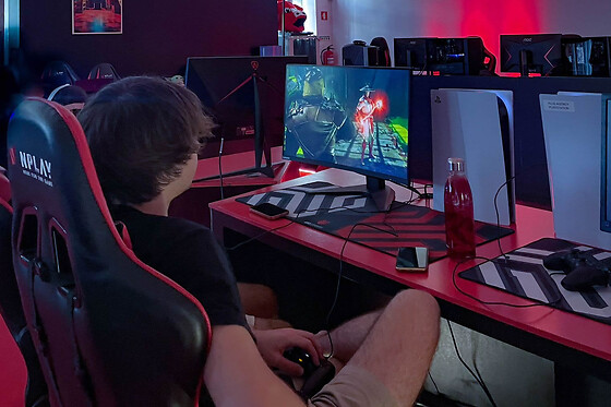 Game Stage - photo 2
