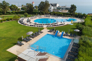 Manicure para 1 no Satsanga Wellness 4* Cascais (Lisboa)