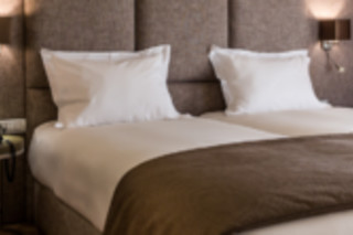 Uma noite em quarto duplo superior com pequeno-almoço para 2 em 4615 Hotel**** em Lixa (Porto)