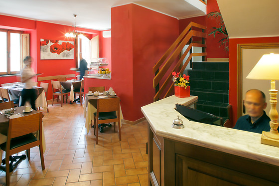Hotel Properzio - photo 4