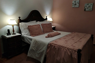 Uma noite em Hotel Vintage com pequeno-almoço para 2 em Hotel Boavista - Vintage Hotel ** em Termas de Monfortinho (Castelo Branco)