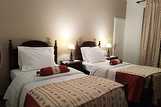 Uma noite em Hotel Vintage com pequeno-almoço para 2 em Hotel Boavista - Vintage Hotel ** em Termas de Monfortinho (Castelo Branco)