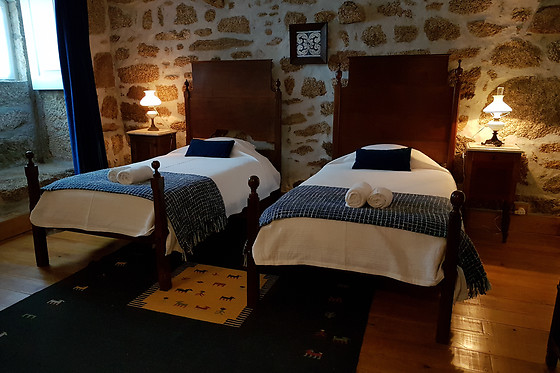 Noite e jantar em turismo rural