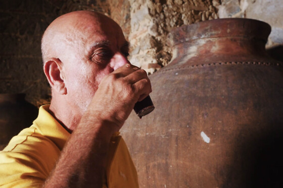 Uma prova do aparadinho para 2 em Cella Vinaria Antiqua by Honrado Vineyards em Vidigueira (Beja)