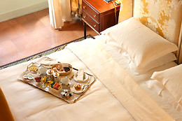 HOTEL LA CAÑADA