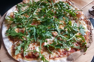 Almoço ou jantar para 2 em Cha Cha Chá - Pizzas & Waffles em Carnaxide (Lisboa)