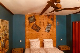 Le Moulin A