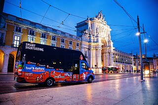 Descubra Lisboa com um tour interativo em mini-bus | Para 1 pessoa - Smart Sightseeing