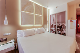 HOTEL EVENIA ROSSELLÓ