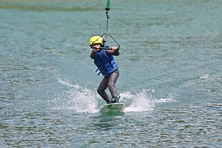 Aula de wakeboard nos Açores | 2 pessoas - 50 min | WPA Wake Park - São Miguel