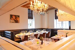 Hotel De Boskar Peer