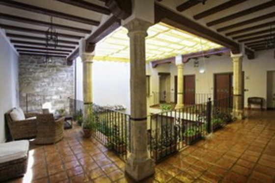 HOTEL ALVARO DE TORRES - photo 2
