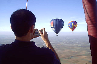 Um voo de balão para 1 adulto e 1 criança na Aerotours em Ávila