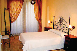 LA POSADA DE COLOMERA