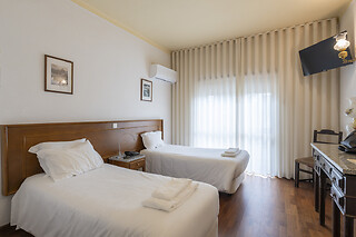 Uma Noite em Quarto Duplo | Lavanda Hotel Mira Serra  (Celorico da Beira, Guarda)