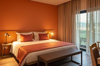 Uma Noite em Quarto Duplo com Pequeno-Almoço para 2 | Meu Hotel Porto Gandra*** (Paredes)
