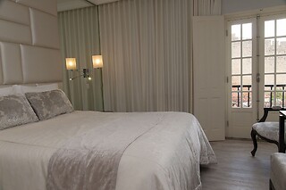 Uma Noite em Quarto Duplo com Pequeno-Almoço para 2 | Josefa d' Óbidos Hotel (Leiria)