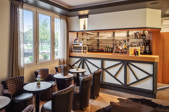 Hôtel Le Quai Fleuri - photo 1