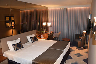 Uma noite em quarto twin com pequeno-almoço para 2 em Santana Hotel & Spa**** em Vila do Conde (Porto)