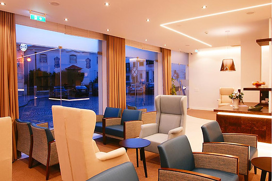 Uma noite em quarto duplo com pequeno-almoço em Hotel Concha*** em São Martinho do Porto (Leiria)