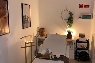 Massagem facial e ritual de chá para 1 em Unique Estética Évora (Évora)