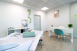 Massagem facial e ritual de chá para 1 em Unique Estética Évora (Évora)