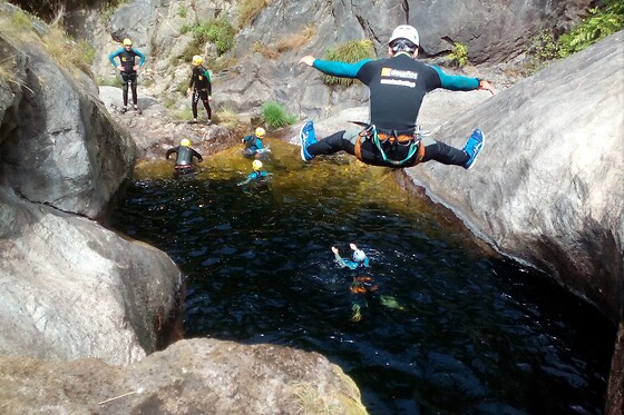 Canyoning pelo Rio Lordelo para 2 | Desafios - Desporto e Aventura - Sever do Vouga