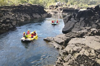 Passeio em Kayak para 4 no CoralTours Minho em Melgaço (Viana do Castelo)
