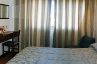 Duas noites em quarto duplo/twin em Hotel Eden no Luso (Aveiro)