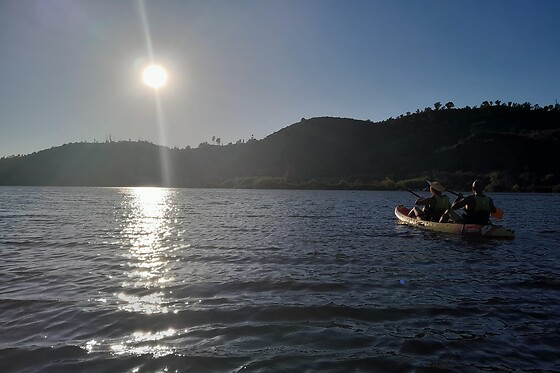 Canoagem noturna + Buffet de petiscos na Praia Fluvial do Alamal | Para 4 - 4h | GaviAdventure