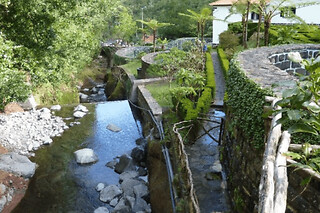 Caminhada pela Levada de Rabaçal para 1 adulto e 1 criança em Ilha Tours em Funchal (Madeira)