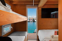 BOAT HAUS