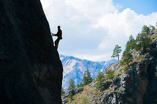 Escalada e rappel para 2 em Montes de Laboreiro em Castro Laboreiro (Viana do Castelo)