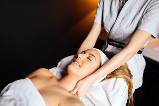 Uma massagem geotermal com ritual de chá para 2 em Beautiful & Happy Day Spa em Boavista (Porto)