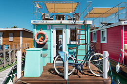 BOAT HAUS