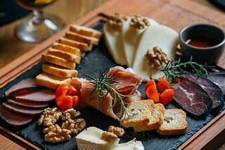 Estadia romântica com sabores regionais para 2 | Quinta da Corredoura - Guimarães