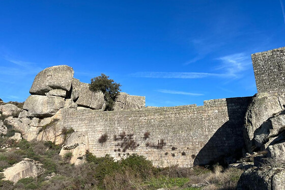 Uma noite em Casa Medieval para 2 em Stairway to Castle em Monsanto (Castelo branco)