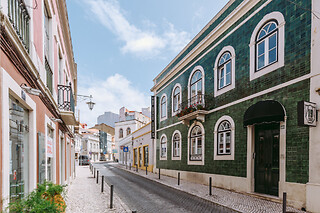 Uma noite em Mansão Histórica com pequeno-almoço para 2 em 19 Tile Boutique House em Caldas da Rainha (Leiria)