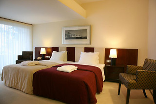 Uma noite em quarto twin com pequeno-almoço para 2 em Santana Hotel & Spa**** em Vila do Conde (Porto)